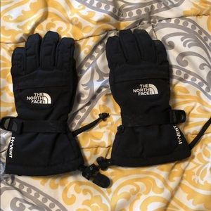 Women’s Northface Gloves